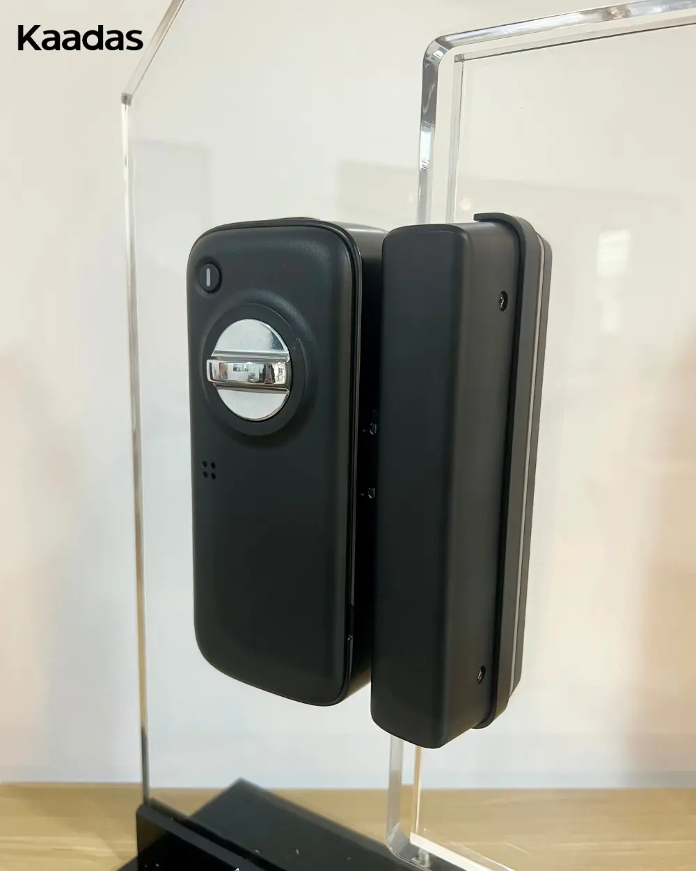 Kaadas R8L Digital Glass Door Lock - Image 4